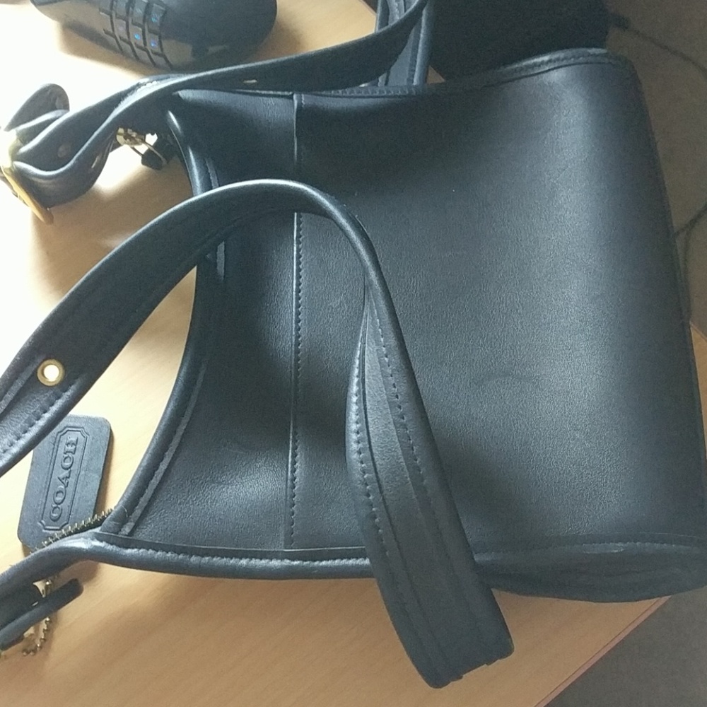 Authentic Coach 9997 from 1998 in Navy